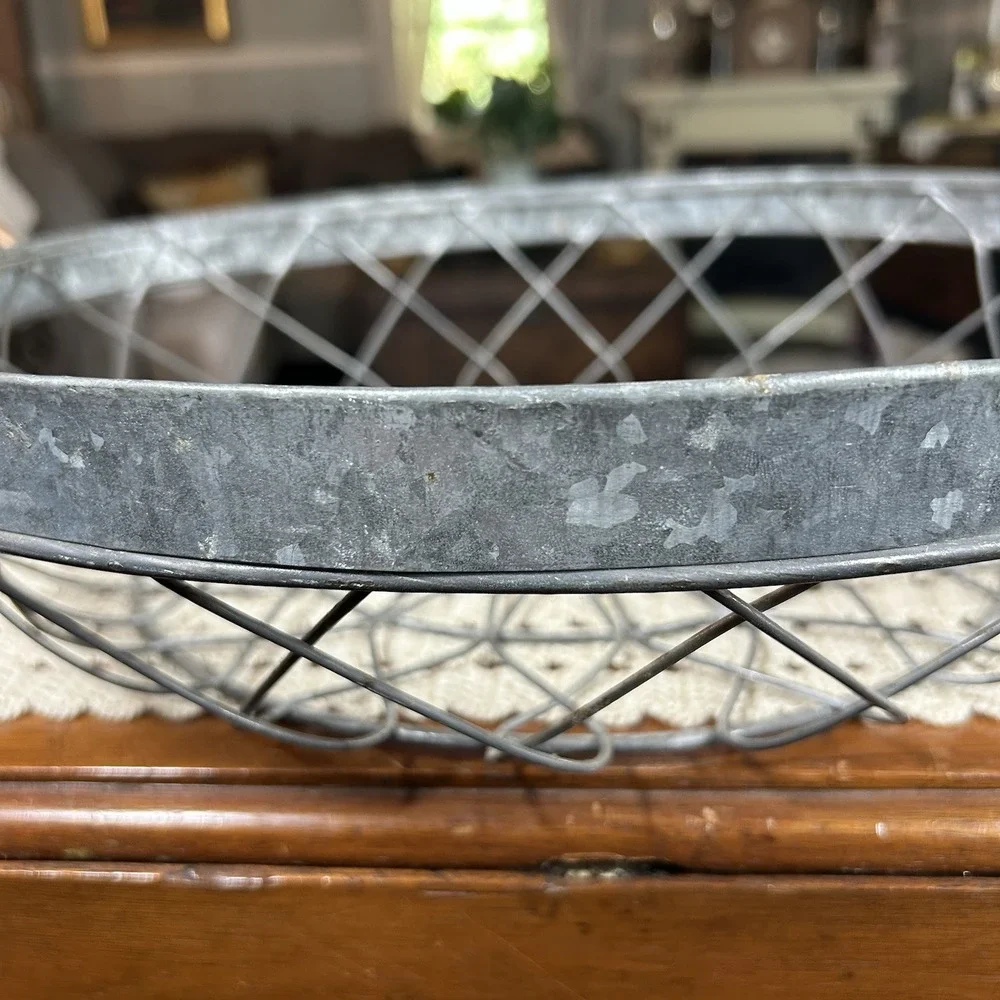 Farmhouse Galvanized Steel Wire Basket Copper Handles Large Table Decor 16.5 Dia